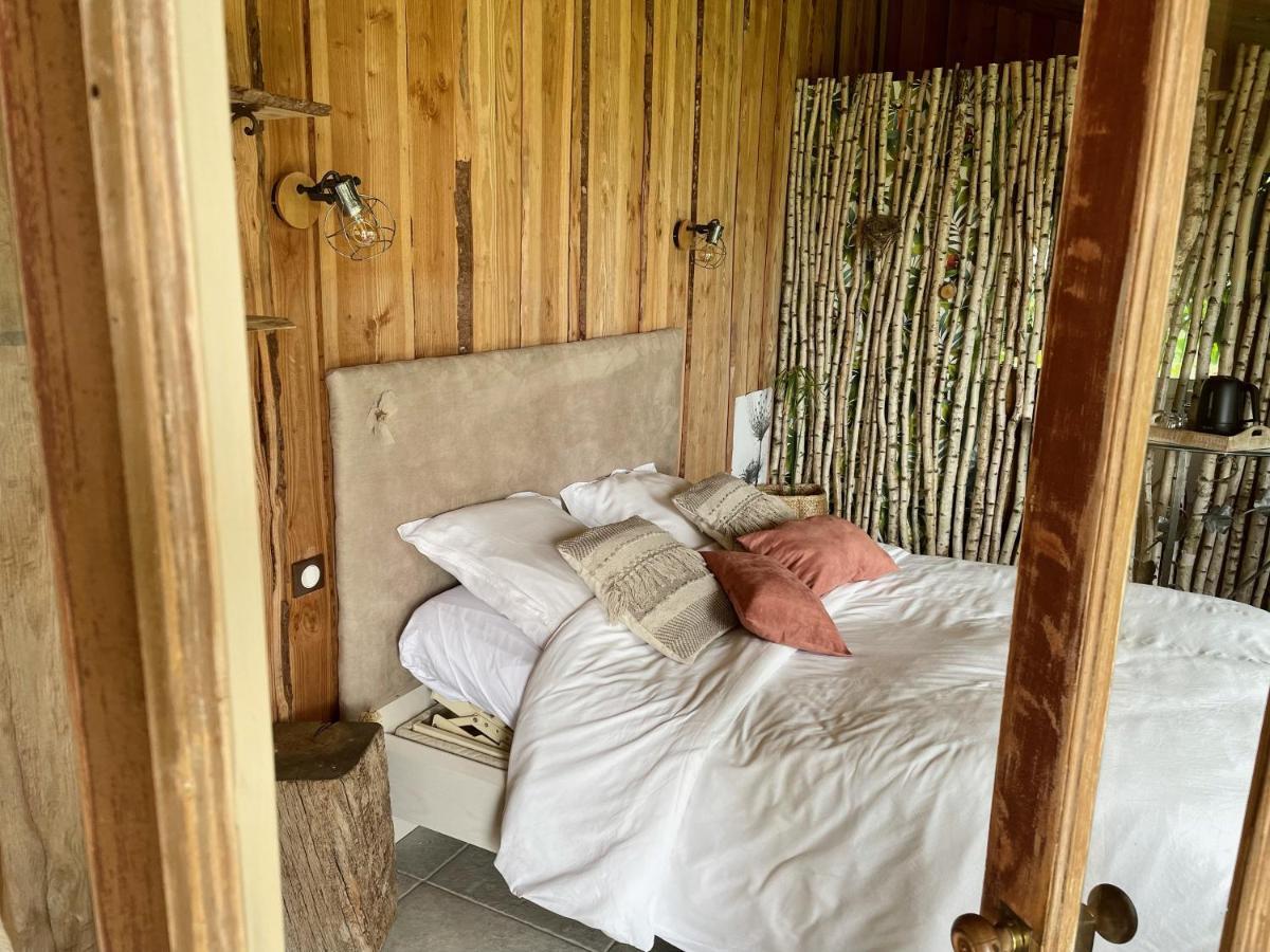 Le P'Tit Nid De Gabriel Bed and Breakfast Les Touches-de-Périgny Buitenkant foto