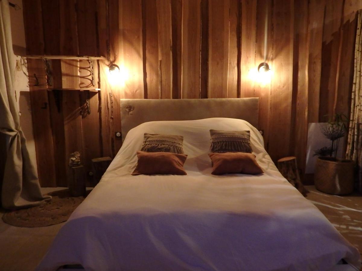Le P'Tit Nid De Gabriel Bed and Breakfast Les Touches-de-Périgny Buitenkant foto